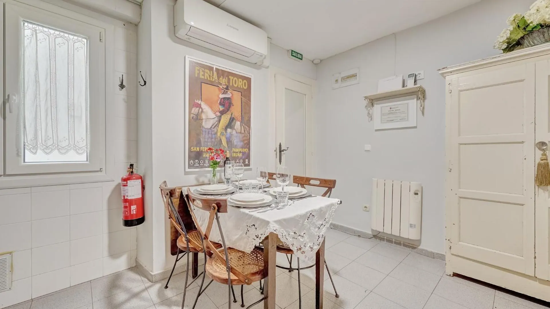 Heart Of Pamplona Apartments I By Clabao